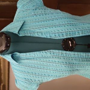 Fitted button down cap sleeve shirt